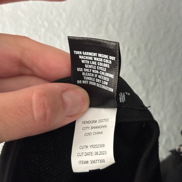 Social Collision | Hot Topic | Black Skirt | Grommet Straps | XL 🖤🕸️ - Picture 5 of 9